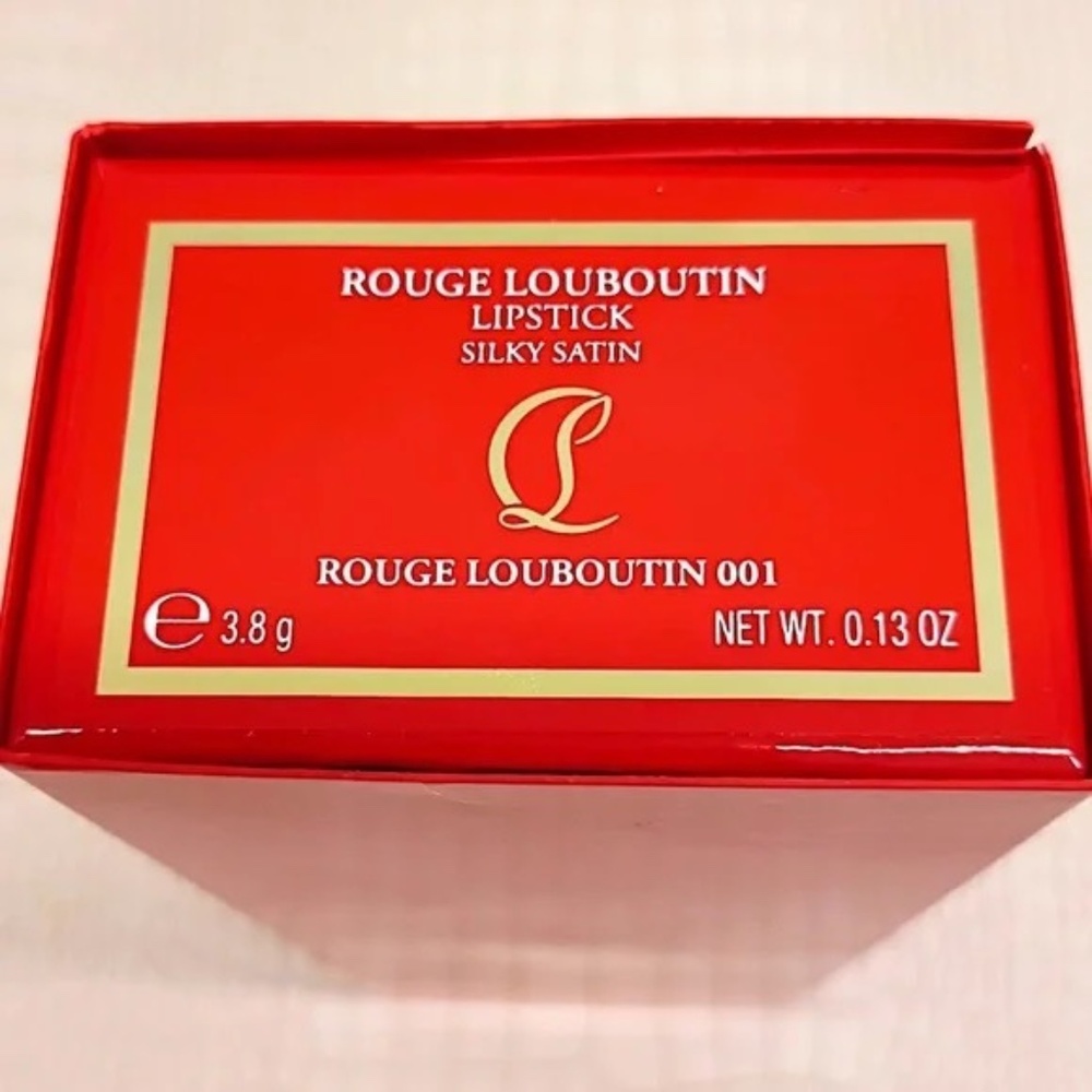💋 Christian Louboutin Silky Satin Satin lipstick - Rouge Louboutin 001 - Picture 6 of 12